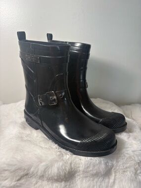 Coach 7 Black Rubber Mid-Calf Rain Boots with Buckle